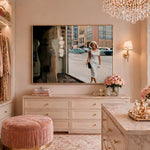 Marilyn Shops 5th Ave